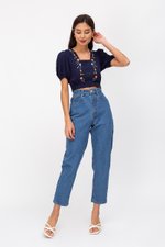 KALIA FLORAL EMBROIDERY CROP TOP KALIA FLORAL EMBROIDERY CROP TOP
