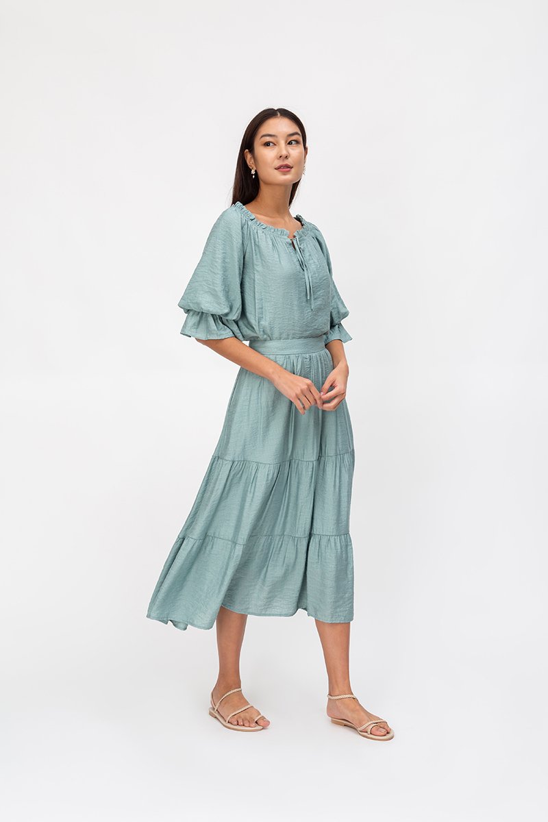 SANDY TIERED MIDI SKIRT
