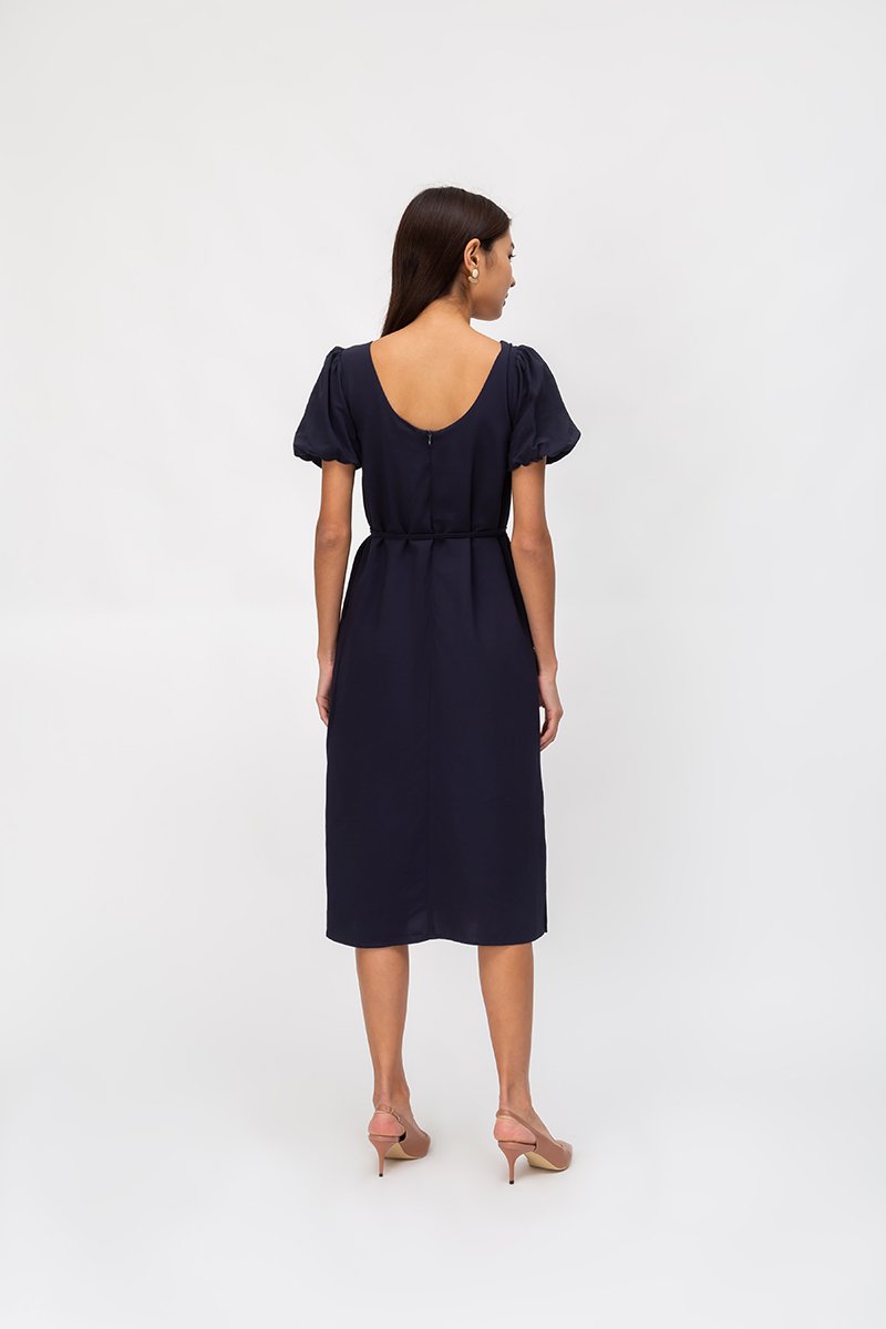 CAROL ELASTIC NECKLINE MIDI DRESS W SASH