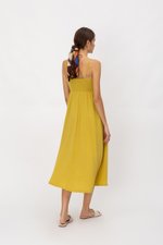 EVIE TEXTURED MIDI DRESS EVIE TEXTURED MIDI DRESS
