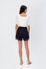 SHIRLYN EMBROIDERED SCALLOP HEM SHORTS SHIRLYN EMBROIDERED SCALLOP HEM SHORTS