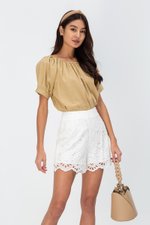 SHIRLYN EMBROIDERED SCALLOP HEM SHORTS SHIRLYN EMBROIDERED SCALLOP HEM SHORTS