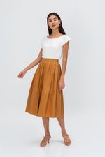 CLARETA OFF SHOULDER TOP