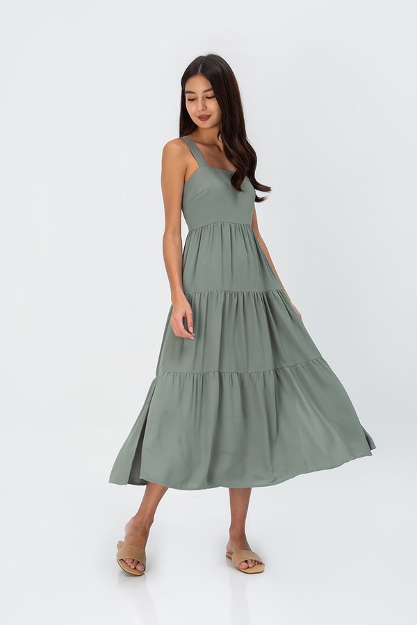 CARLENE TIERED MAXI DRESS W SLIT