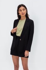 OAKLYNN BASIC HIGHWAIST SHORTS