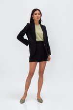 OAKLYNN BASIC HIGHWAIST SHORTS