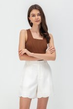 JACINDA SCALLOP SHORTS