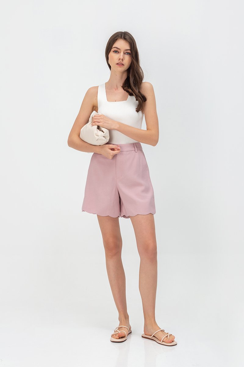 JACINDA SCALLOP SHORTS