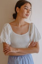 AMALIE PUFFED SLEEVES SMOCKED CROP TOP