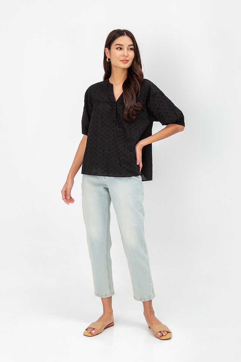 MILA EYELET PUFF SLEEVE TOP