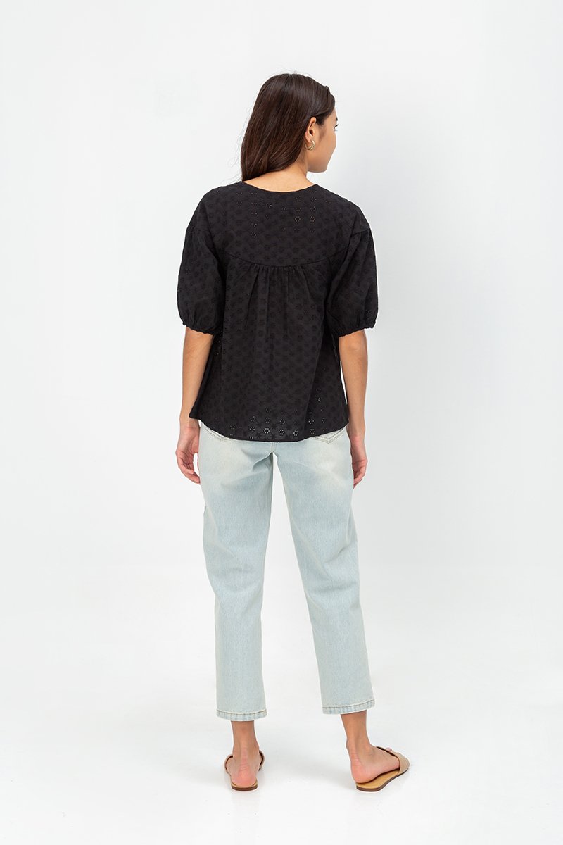 MILA EYELET PUFF SLEEVE TOP