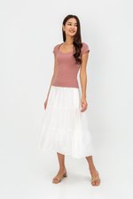 SORELLE DIAMOND NECKLINE KNIT TOP
