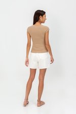 SORELLE DIAMOND NECKLINE KNIT TOP