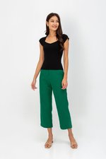 SORELLE DIAMOND NECKLINE KNIT TOP