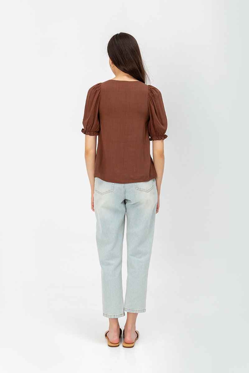 KORA SQUARENECK PUFF SLEEVE TOP
