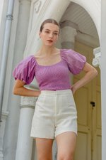 AMAELIA PUFF SLEEVE SMOCKED TOP