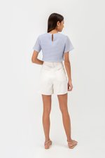 LERANE TEXTURED BOXY CROP TOP