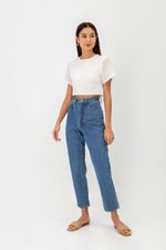 LERANE TEXTURED BOXY CROP TOP