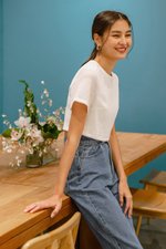 LERANE TEXTURED BOXY CROP TOP