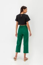 LERANE TEXTURED BOXY CROP TOP