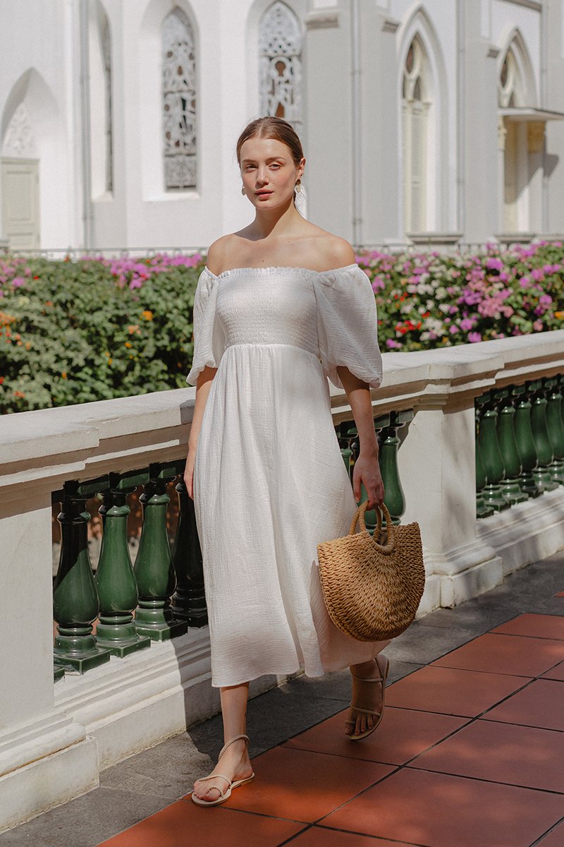 CASIE PUFF SLEEVE SMOCKED MIDI DRESS