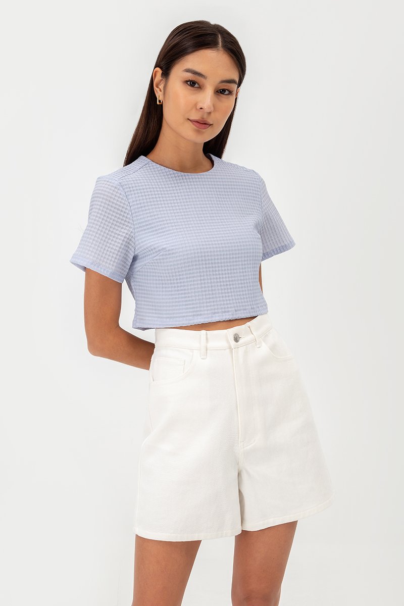 LERANE TEXTURED BOXY CROP TOP