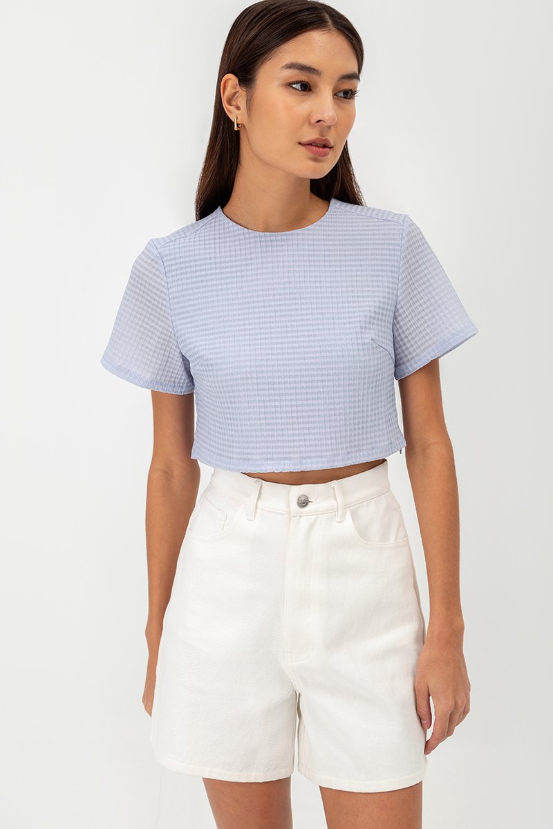 LERANE TEXTURED BOXY CROP TOP