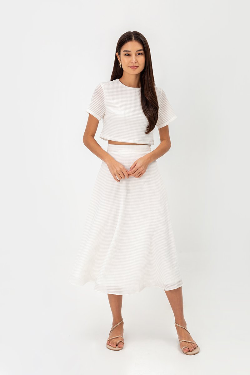 LERANE TEXTURED BOXY CROP TOP