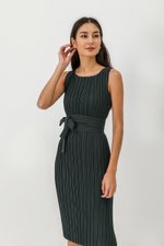 ZANIA PLEATED MIDI COLUMN DRESS W BELT