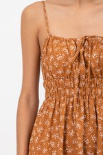 LILIAN FLORAL ELASTIC RIBBON TIE MIDI DRESS LILIAN FLORAL ELASTIC RIBBON TIE MIDI DRESS