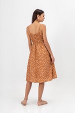 LILIAN FLORAL ELASTIC RIBBON TIE MIDI DRESS LILIAN FLORAL ELASTIC RIBBON TIE MIDI DRESS