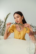 KAIRIS RIBBON TIE PUFF SLEEVE LINEN TOP