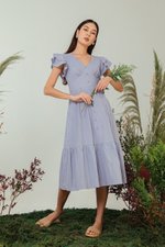 CONSTANCE TEXTURED FLUTTER SLEEVE MIDI DRESS