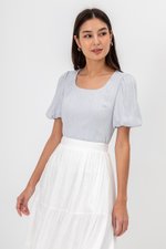 LICIA TEXTURED SCOOP NECK PUFF SLEEVE TOP