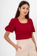 LICIA TEXTURED SCOOP NECK PUFF SLEEVE TOP