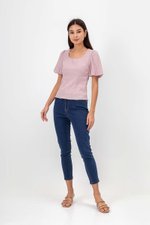 LICIA TEXTURED SCOOP NECK PUFF SLEEVE TOP