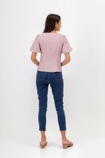 LICIA TEXTURED SCOOP NECK PUFF SLEEVE TOP