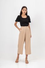 LICIA TEXTURED SCOOP NECK PUFF SLEEVE TOP