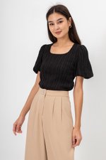 LICIA TEXTURED SCOOP NECK PUFF SLEEVE TOP