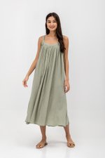 FAWN MUSLIN SCOOP NECK FLARED MAXI DRESS W SASH