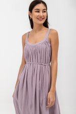 FAWN MUSLIN SCOOP NECK FLARED MAXI DRESS W SASH