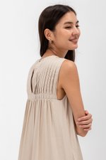 ADEENA BACK PLEAT MIDI DRESS W SASH