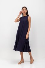 ADEENA BACK PLEAT MIDI DRESS W SASH