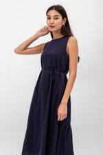 ADEENA BACK PLEAT MIDI DRESS W SASH