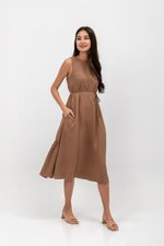 ADEENA BACK PLEAT MIDI DRESS W SASH