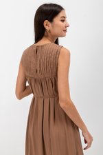 ADEENA BACK PLEAT MIDI DRESS W SASH