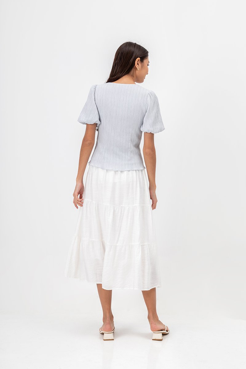 LICIA TEXTURED SCOOP NECK PUFF SLEEVE TOP