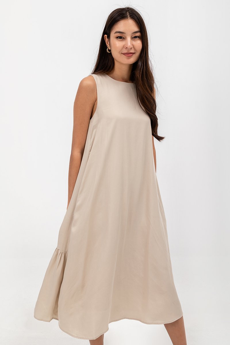ADEENA BACK PLEAT MIDI DRESS W SASH