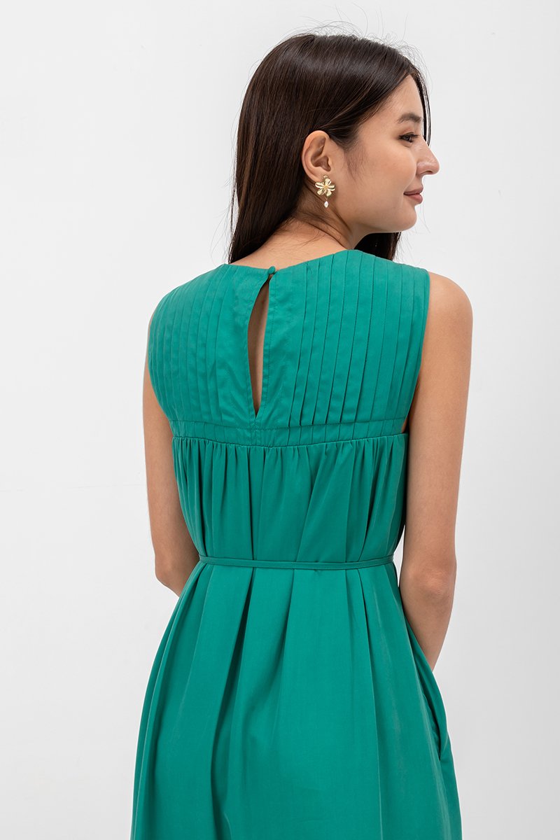 ADEENA BACK PLEAT MIDI DRESS W SASH