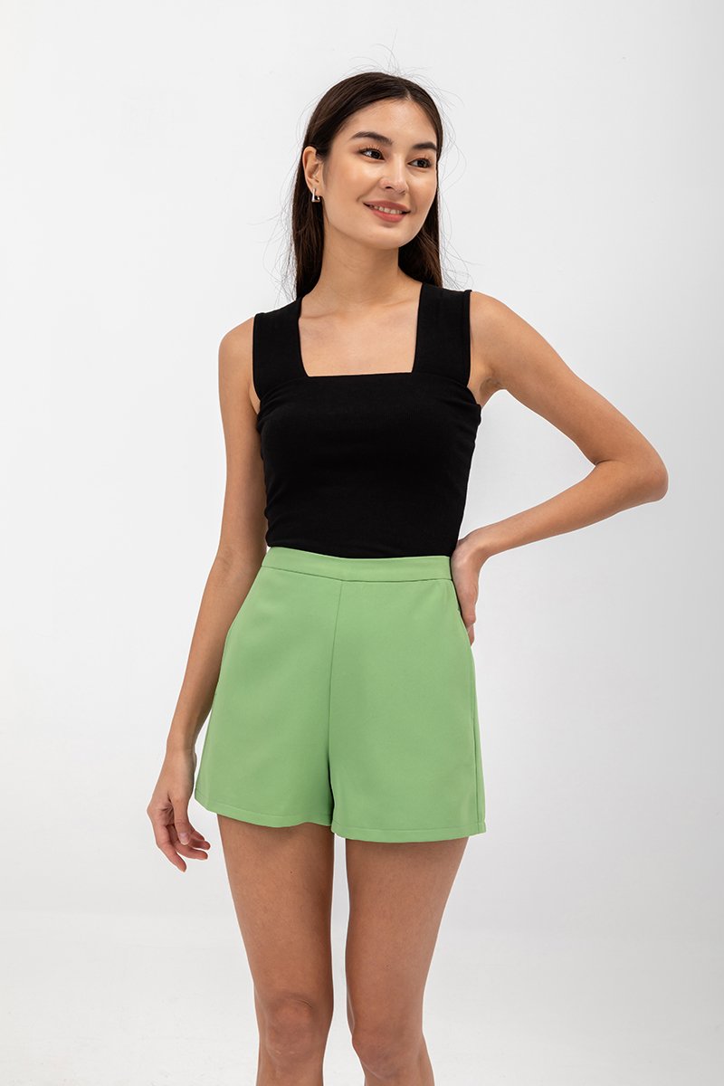 ANKA BASIC HIGH WAISTED SHORTS